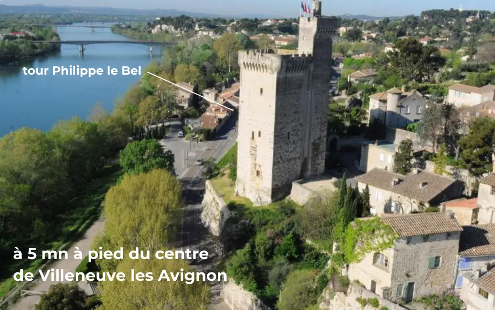 photo de Villeneuve les Avignon, la tour Philippe le Bel et le Rhône