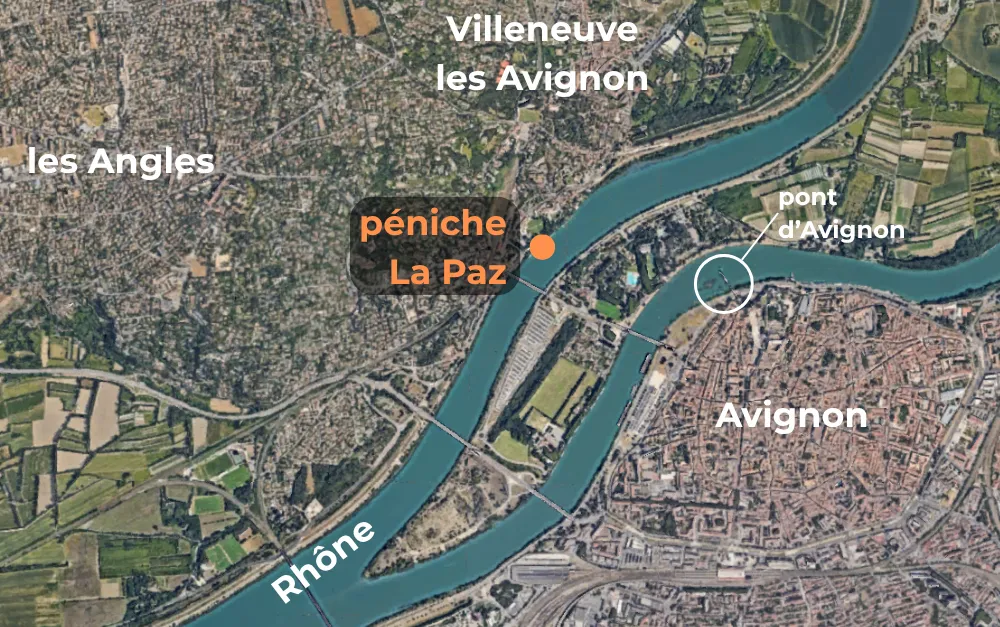 plan de la ville d’Avignon et de Villeneuve les Avignon, avec localisation de la péniche La Paz